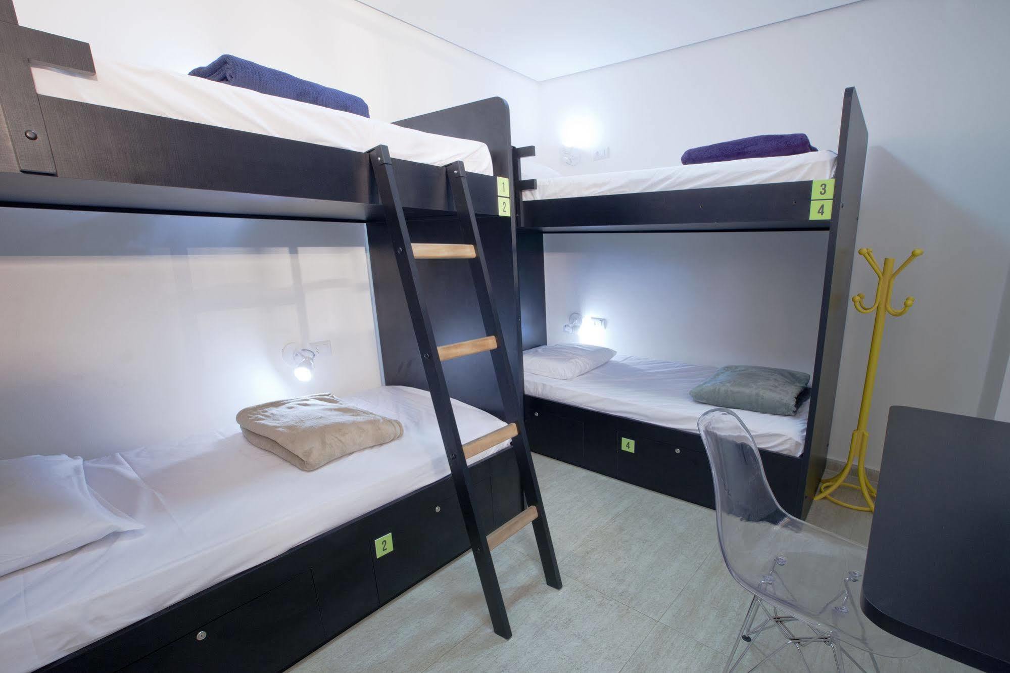 Aki Hostel Сао Паоло Екстериор снимка